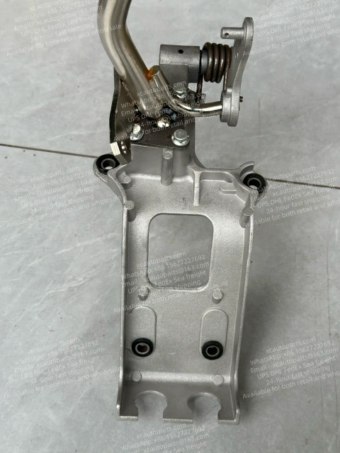 HINO 500 RANGER TRUCK GEAR LEVER SEAT