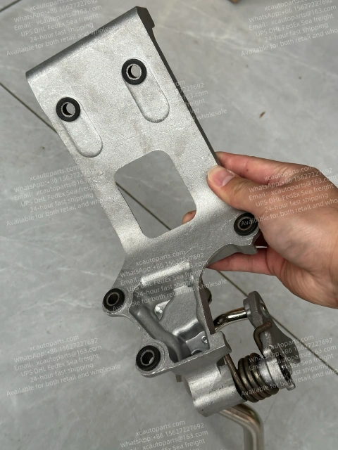 HINO 500 RANGER TRUCK GEAR LEVER SEAT