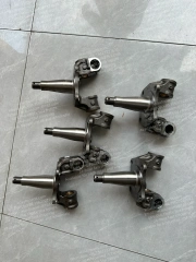 ISUZU ELF TRUCK STEERING KNUCKLE RH