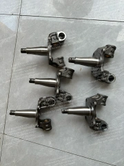 ISUZU ELF TRUCK STEERING KNUCKLE RH