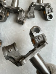 ISUZU ELF TRUCK STEERING KNUCKLE RH