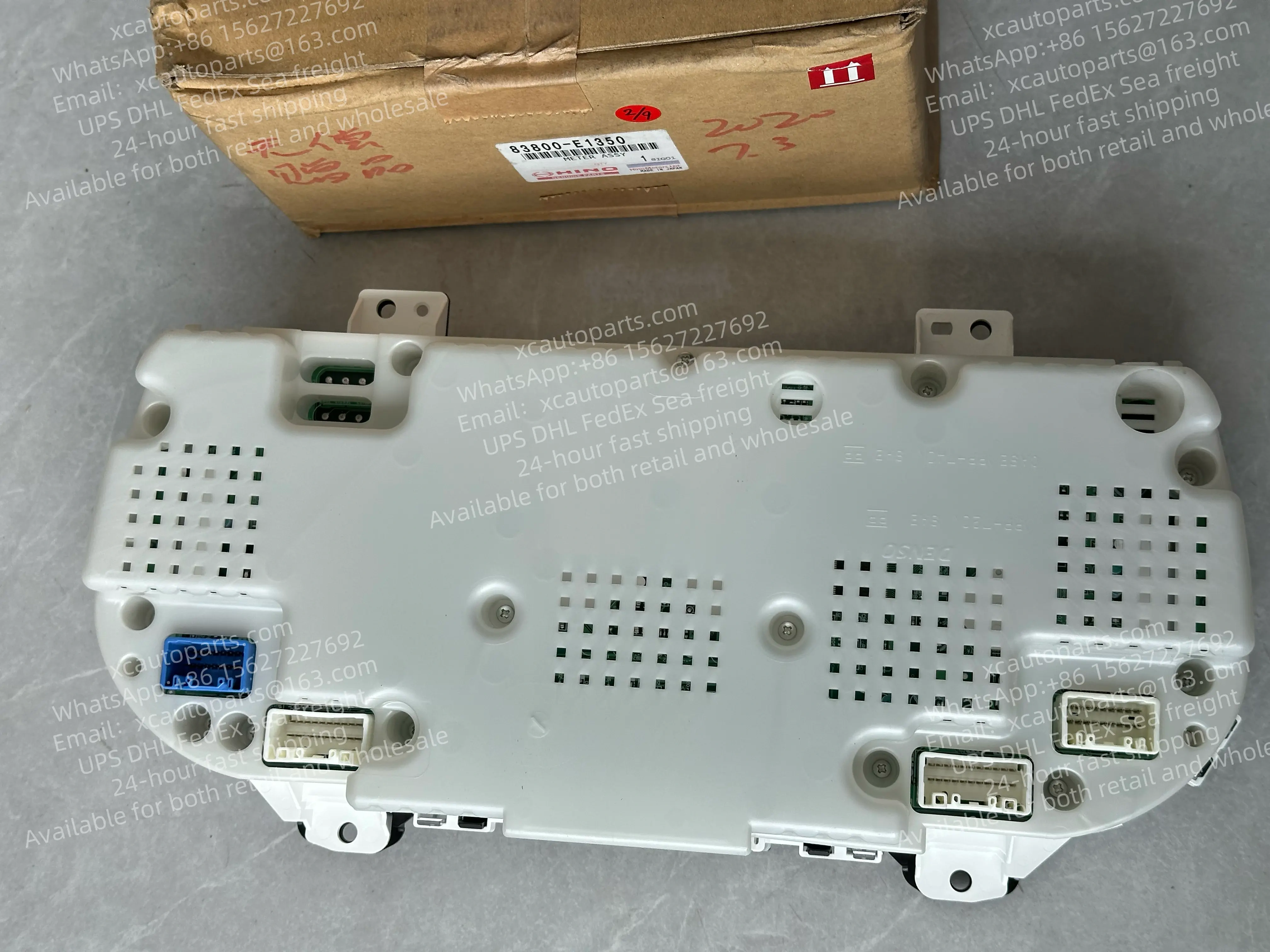 HINO 700 PROFIA TRUCK DASHBOARD S8320-04870 157530-1400 S832004870