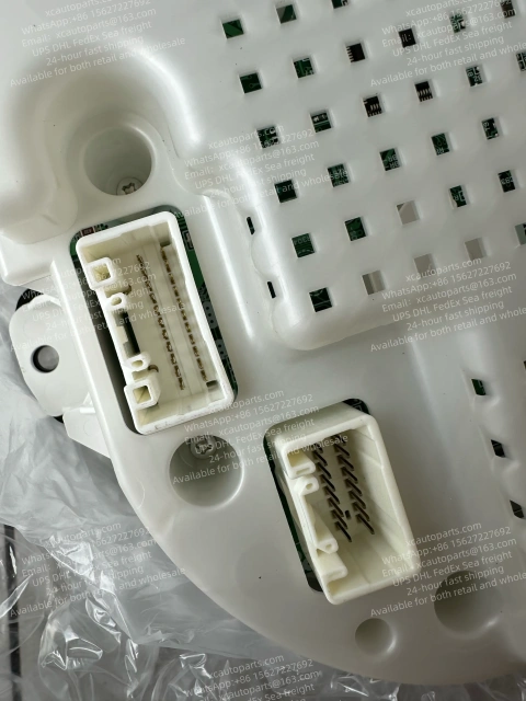 HINO 700 PROFIA TRUCK DASHBOARD 83800-E1350 83800E1350