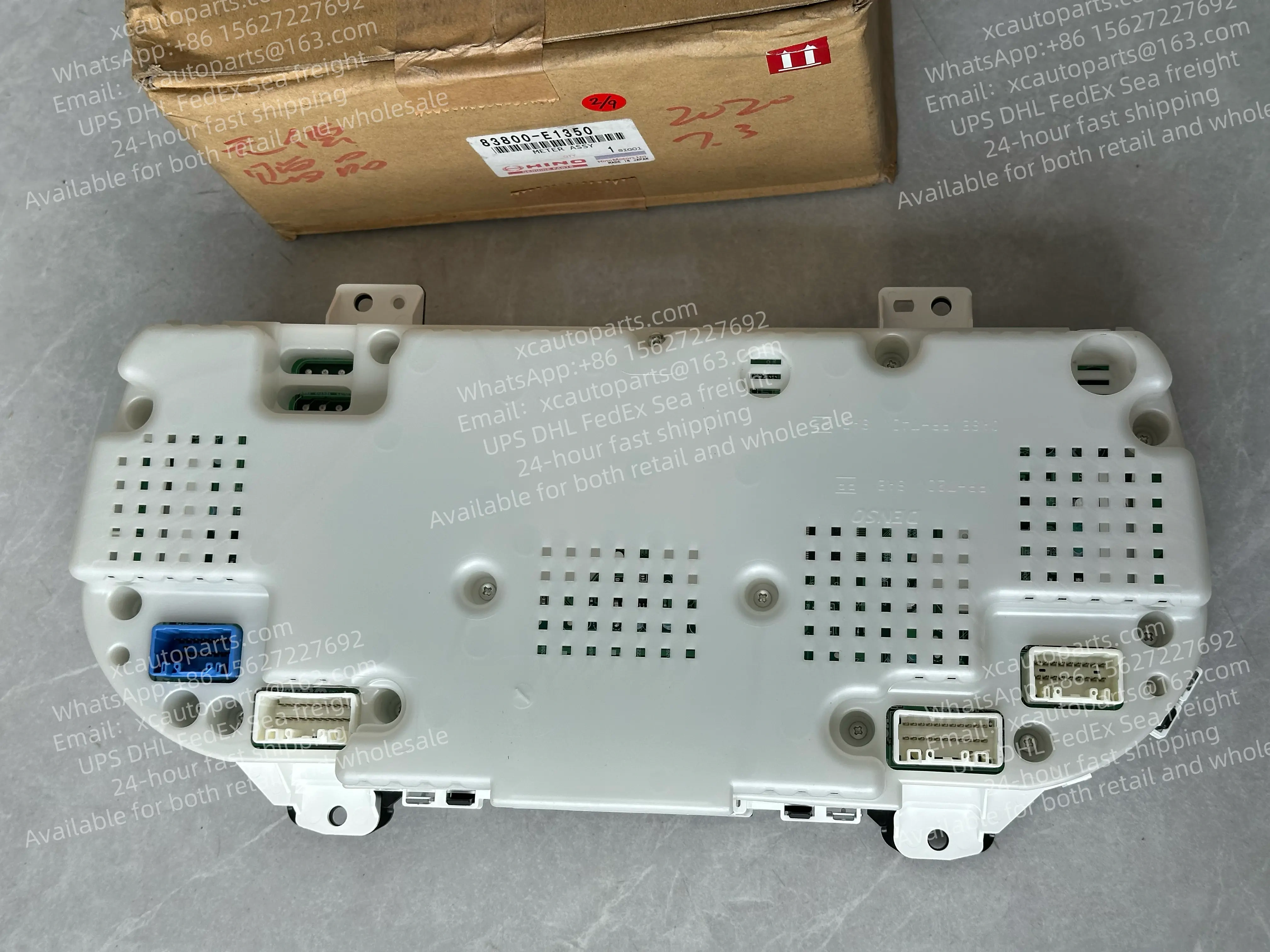 HINO 700 PROFIA TRUCK DASHBOARD 83800-E1350 83800E1350
