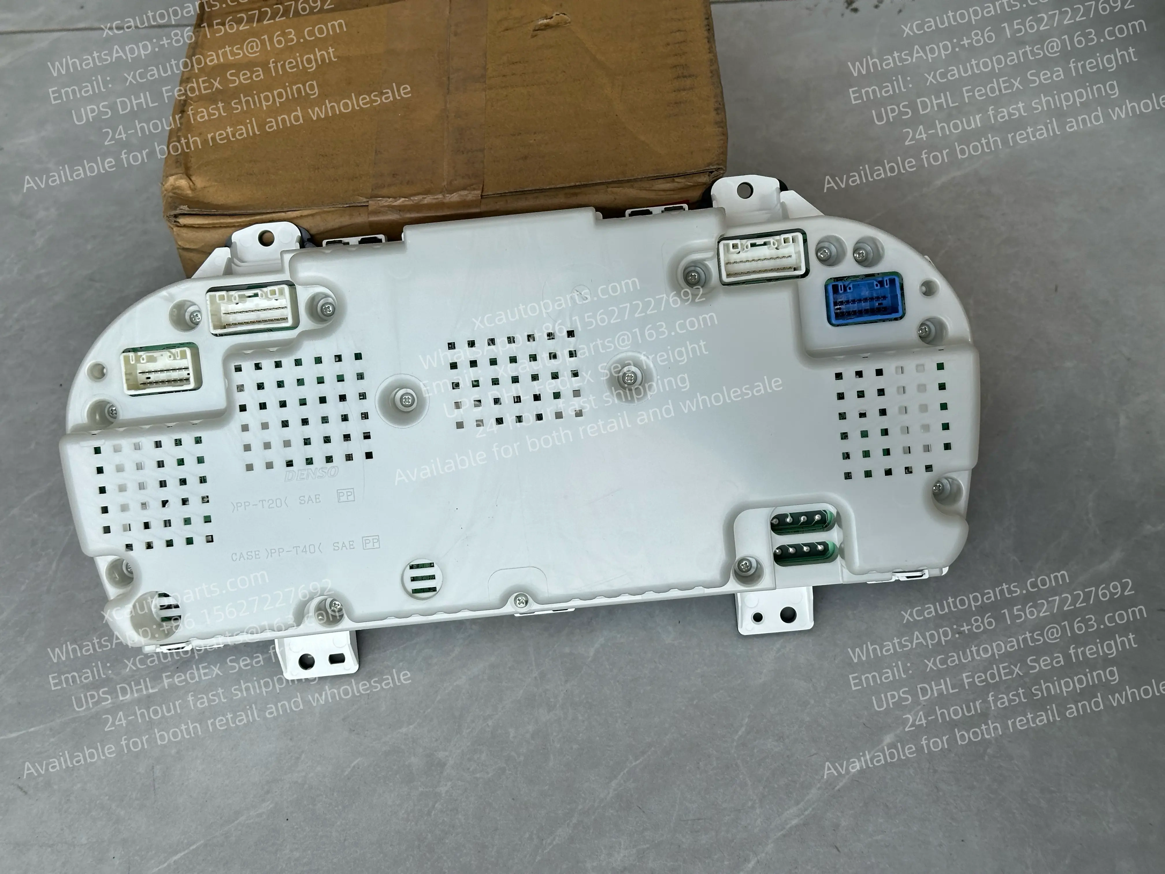 HINO 700 PROFIA TRUCK DASHBOARD 83800-E1350 83800E1350