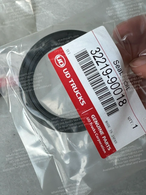 NISSAN UD CW459 TRUCK GEARBOX OIL SEAL 32219-90018 3221990018 AH3040H