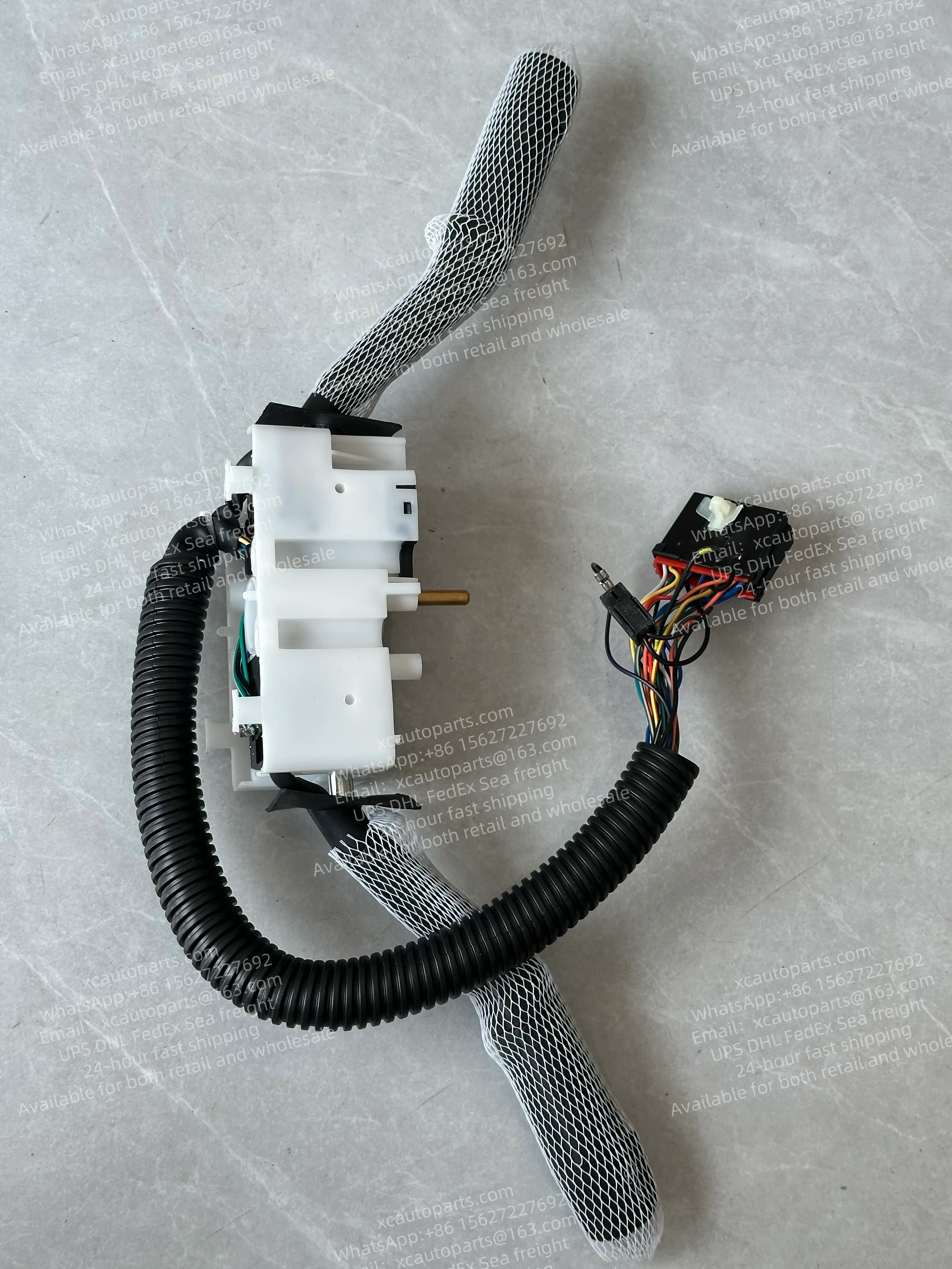 NISSAN UD CW459 TRUCK SWITCHGROUP SUITABLE FOR RIGHT-HAND DRIVE TRUCKS