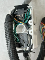 NISSAN UD CW459 TRUCK SWITCHGROUP SUITABLE FOR RIGHT-HAND DRIVE TRUCKS