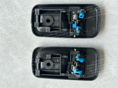 1 PARI ISUZU 700P ELF NPR TRUCK DOOR INNER HANDLE