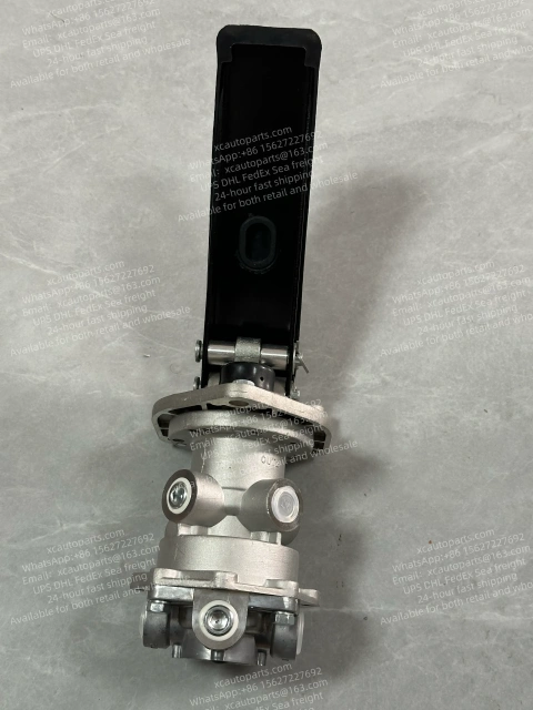 HINO FC TRUCK FOOT BRAKE VALVE