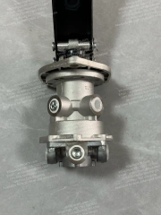 HINO FC TRUCK FOOT BRAKE VALVE