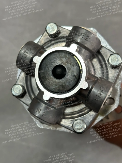 HINO FC TRUCK FOOT BRAKE VALVE