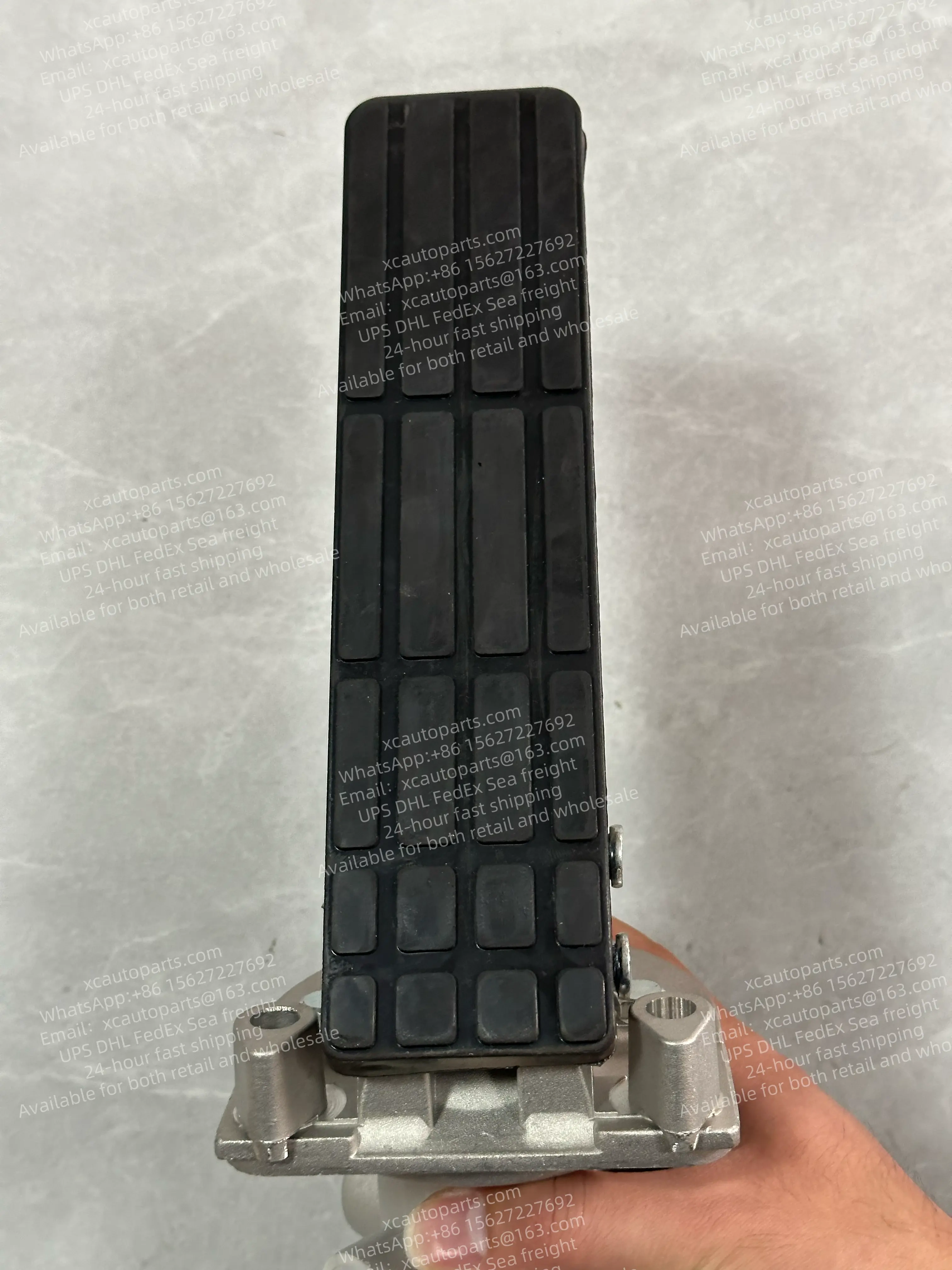 HINO FC TRUCK FOOT BRAKE VALVE