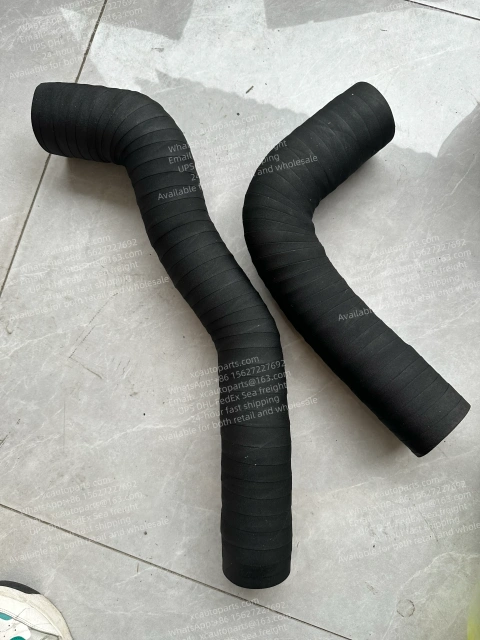 1 SET 2 PCS MITSUBISHI FUSO FV517 TRUCK ENGINE WATER PIPE