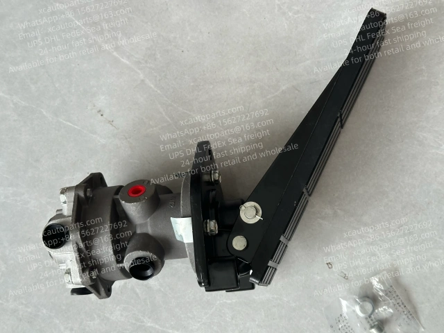 HINO TRUCK FOOT BRAKE VALVE