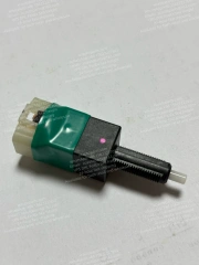 HINO 700 500 TRUCK BRAKE SWITCH 28226-E0102 28226E0102