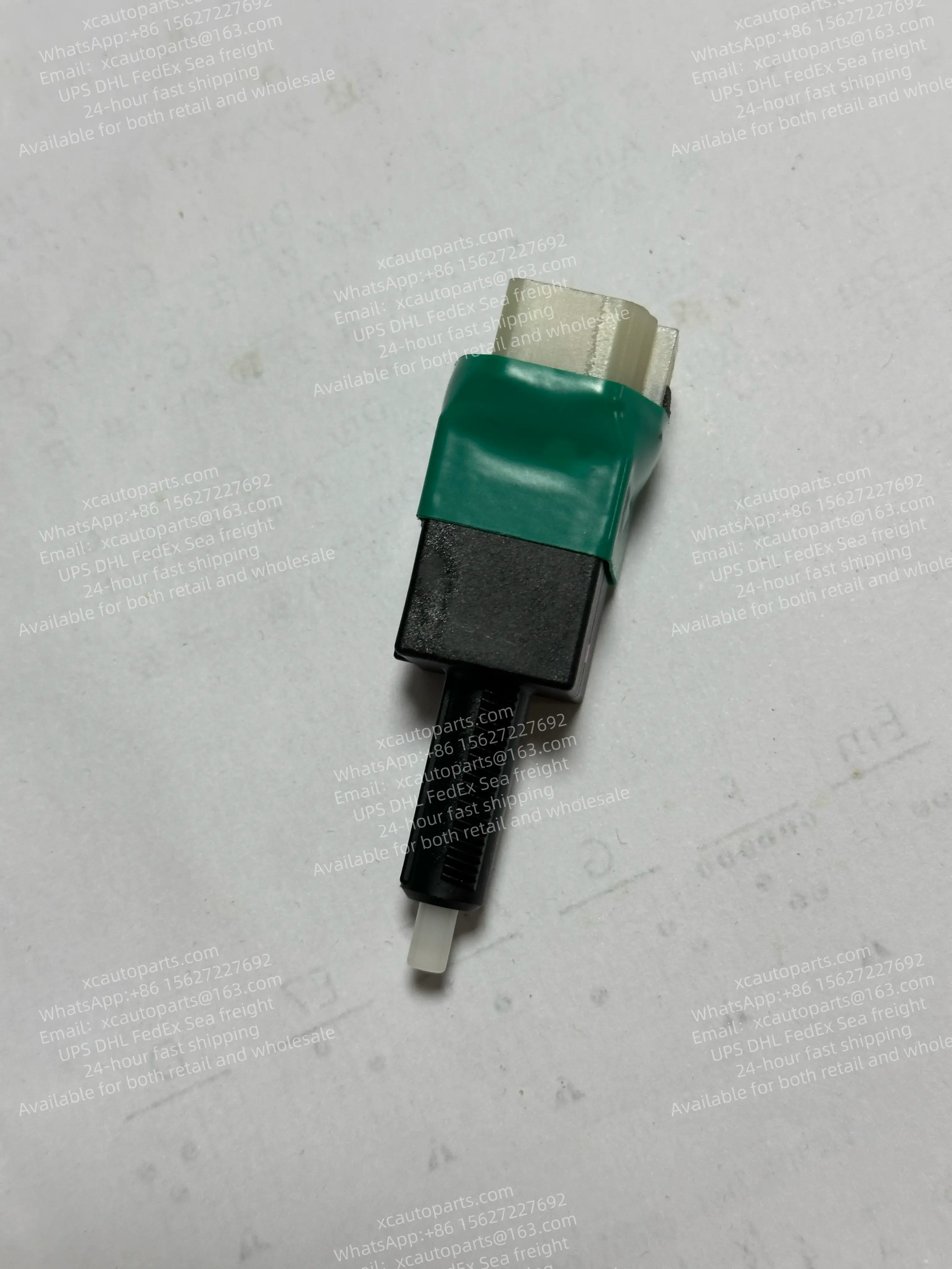 HINO 700 500 TRUCK BRAKE SWITCH 28226-E0102 28226E0102