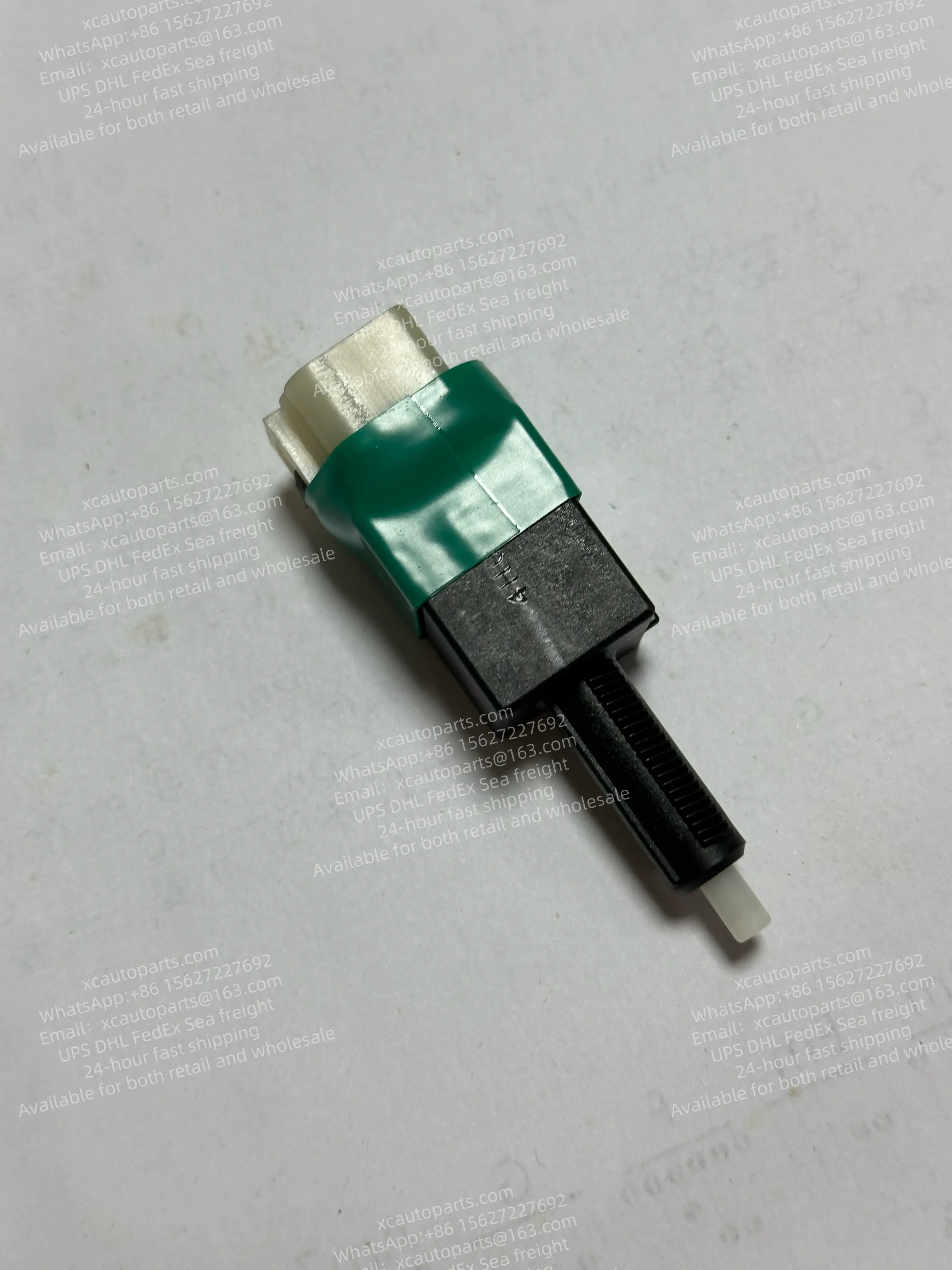HINO 700 500 TRUCK BRAKE SWITCH 28226-E0102 28226E0102