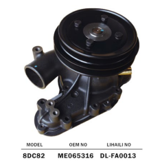 MITSUBISHI FUSO 8DC82 DIESEL ENGINE WATER PUMP ME065316