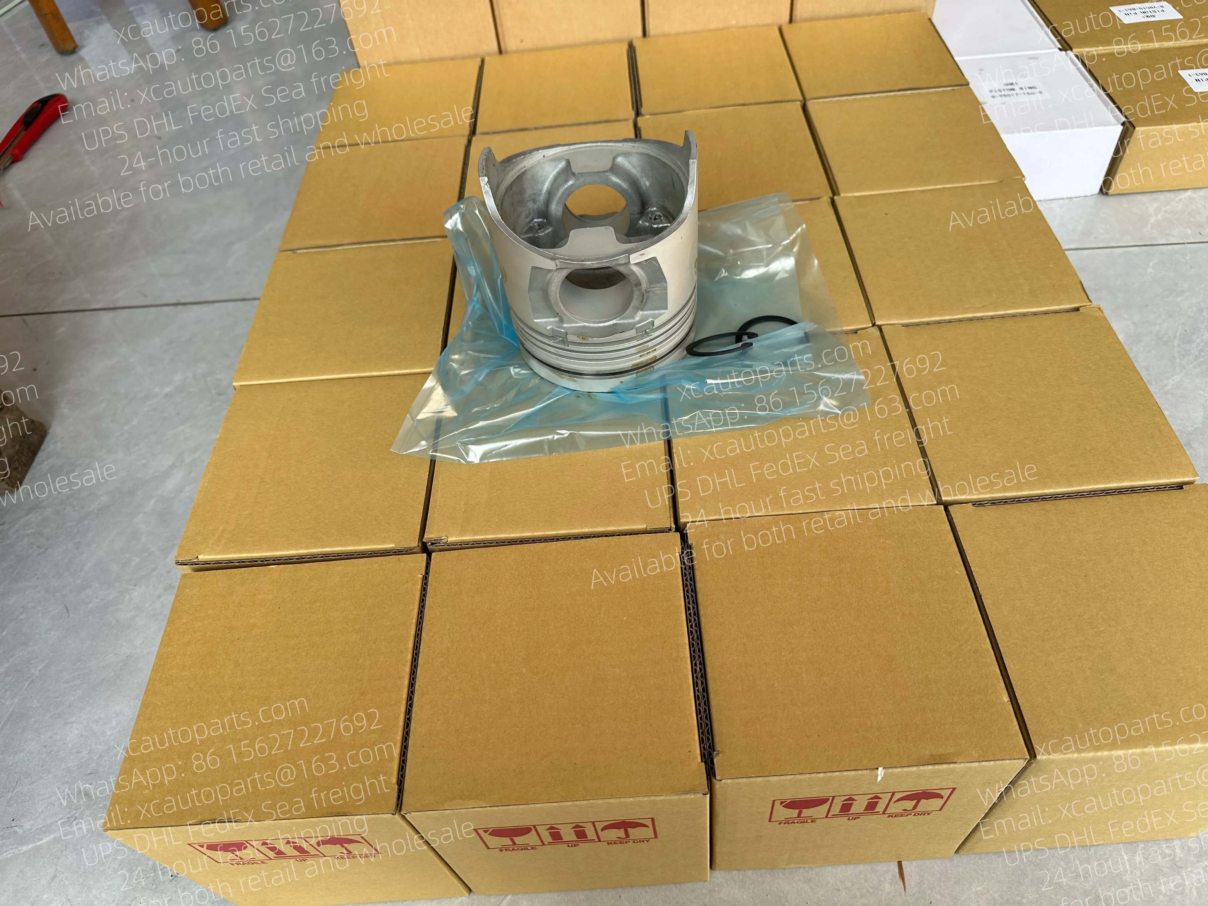 4 PCS ISUZU 4HK1 ENGINE PISTON 8-98152-901-0 898152-9010