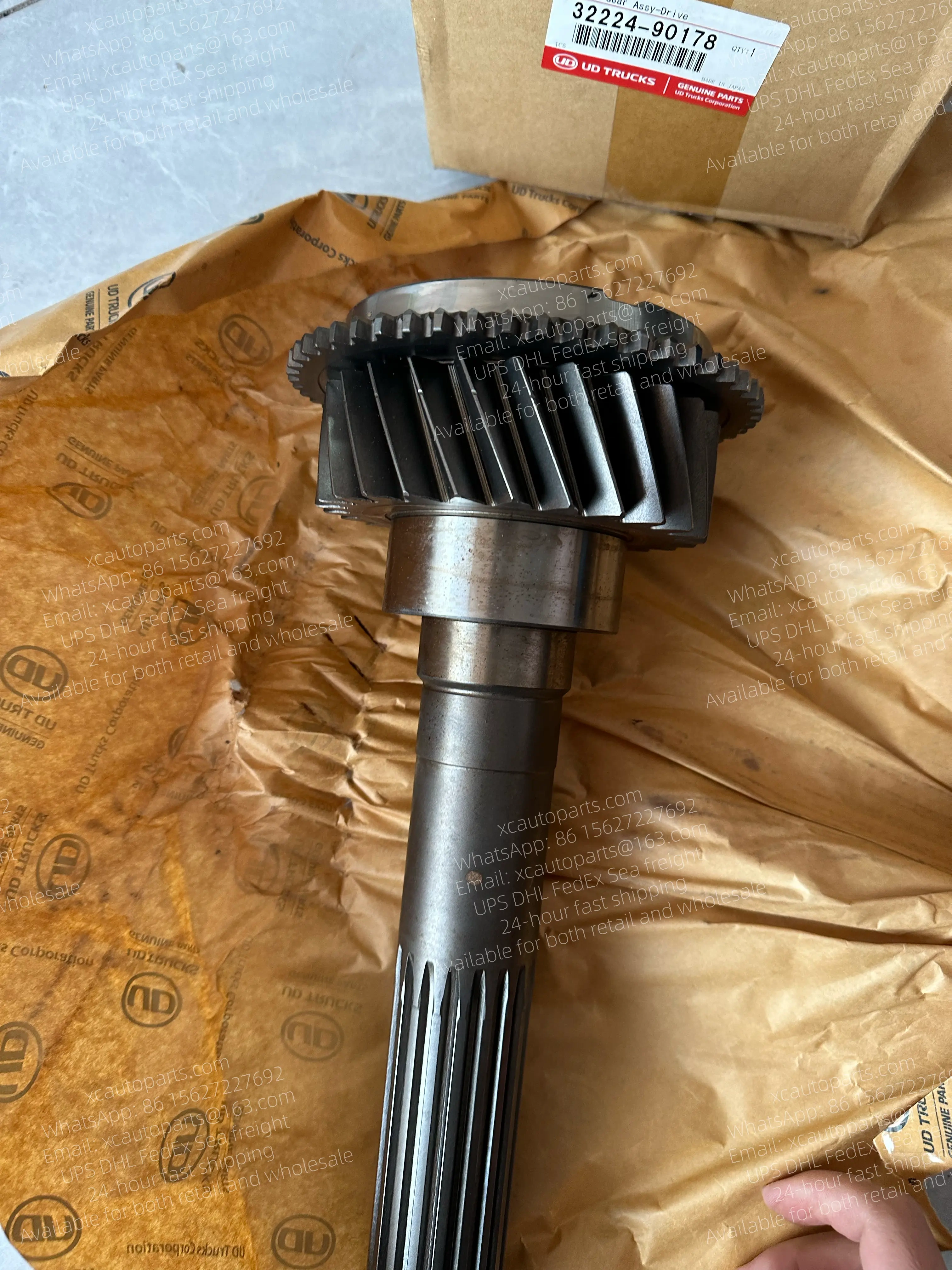 NISSAN DIESEL UD CWB459 PF6 TRUCK 32224-90178 3222490178 GEARBOX SHAFT