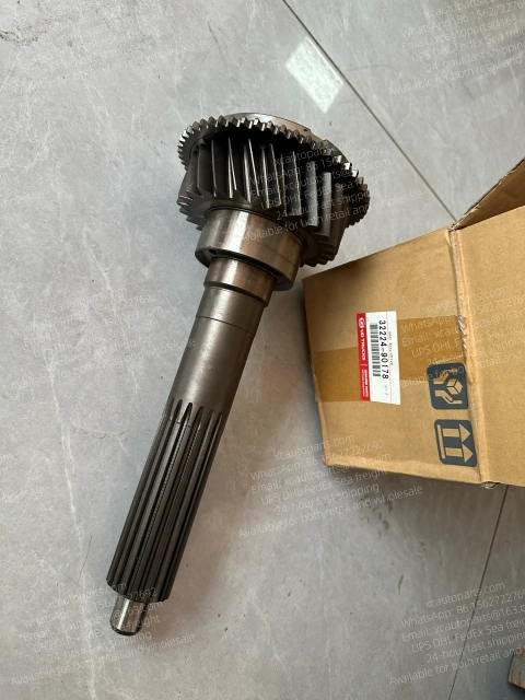 NISSAN DIESEL UD CWB459 PF6 TRUCK 32224-90178 3222490178 GEARBOX SHAFT
