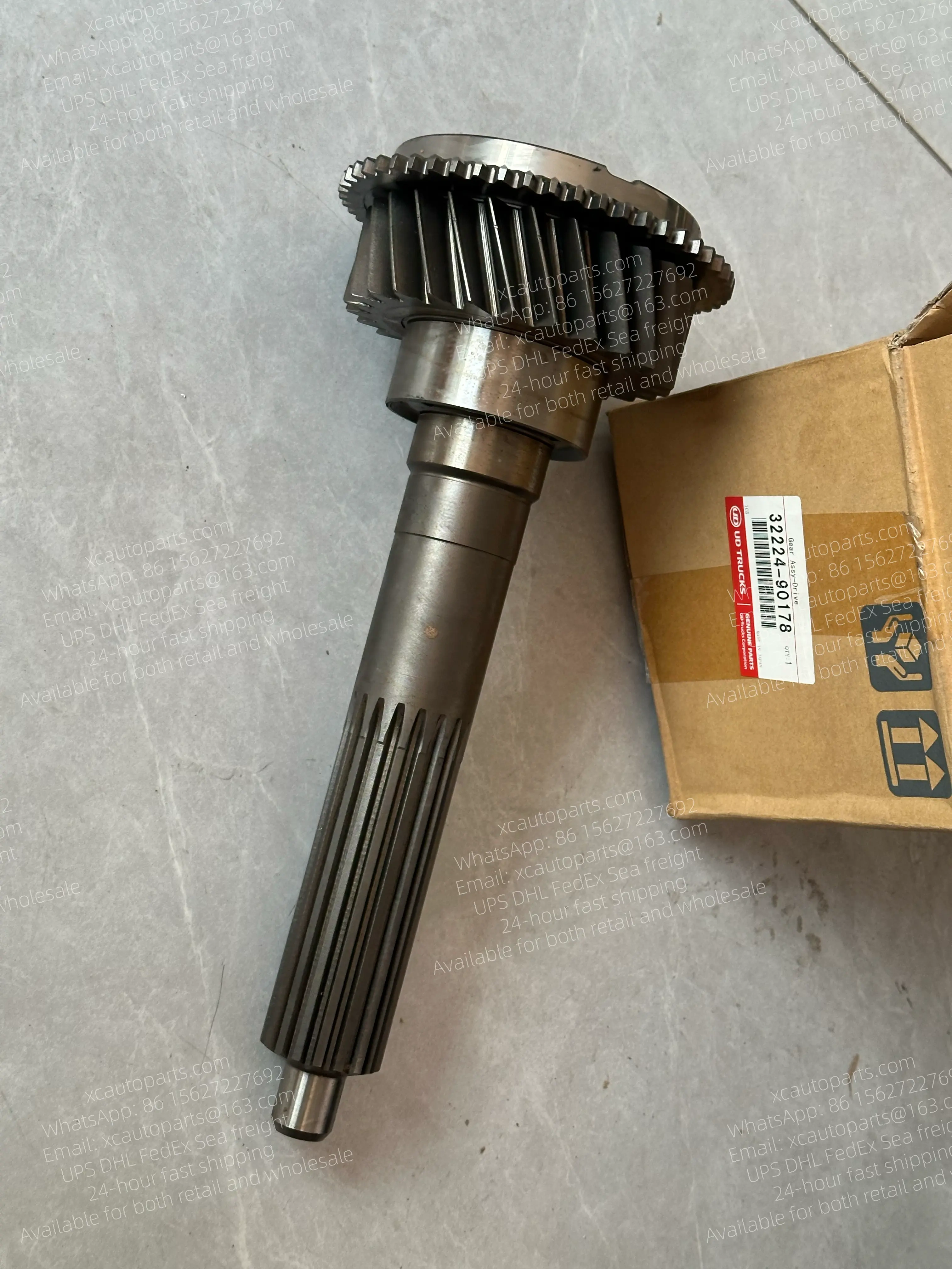 NISSAN DIESEL UD CWB459 PF6 TRUCK 32224-90178 3222490178 GEARBOX SHAFT