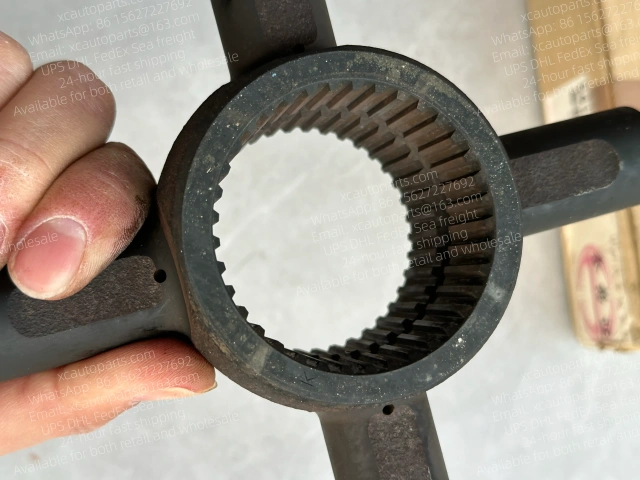 HINO 700 PROFIA TRUCK S4137-11270 S413711270 DIFFERENTIAL CROSS SHAFT