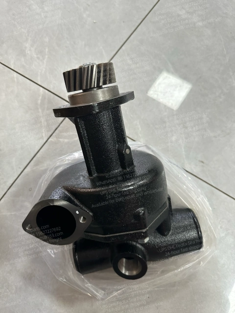 NISSAN DIESEL UD TRUCK PD6 PE6 ENGINE WATER PUMP 21008-96107 21010-96172