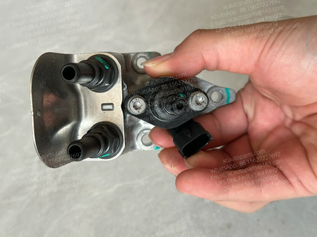 HINO 700 PROFIA TRUCK UREA NOZZLE S17J0-E0011 S17J0E0011