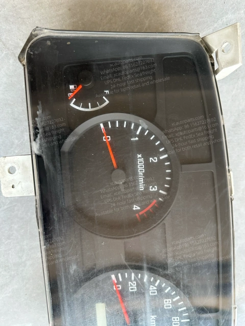 ISUZU ELF 700P 4HK1 TRUCK INSTRUMENT BOARD 3820010-P301 900211-030C