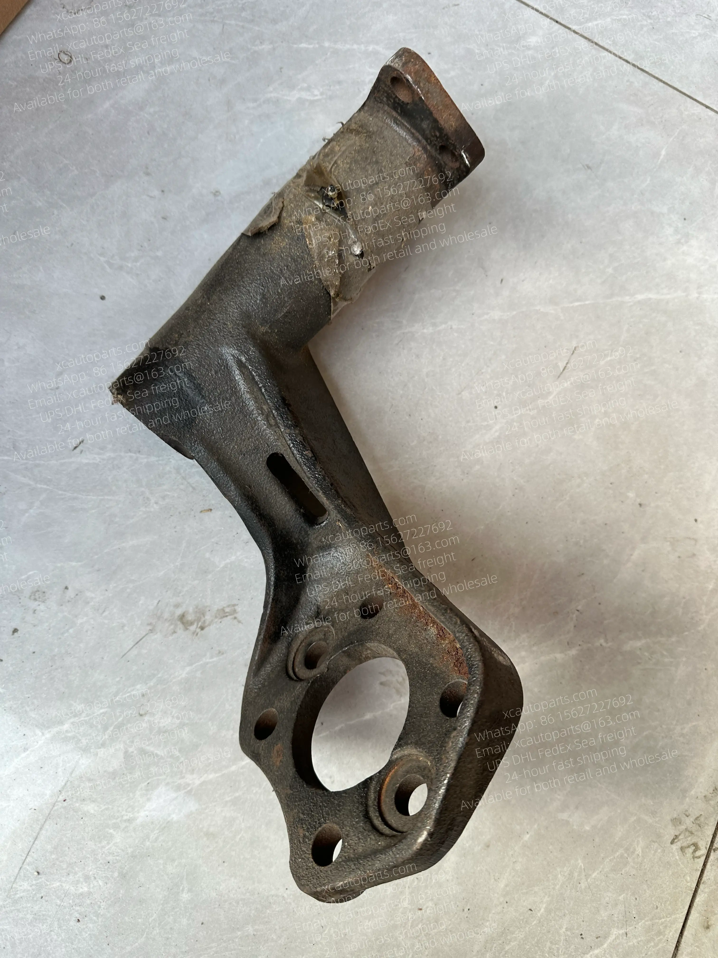 ISUZU GIGA TRUCK AIR BRAKE CHAMBER BRAKE CYLINDER BRACKET