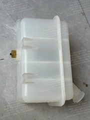 NISSAN DIESEL UD QUON CD4 UD390 GW4 TRUCK WATER TANK