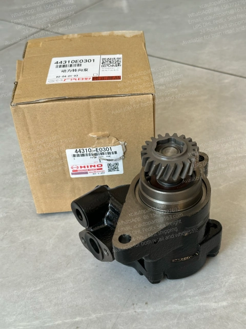 HINO NISSAN TRUCK J08E POWER STEERING PUMP 44310-E0301 E0301 E0300