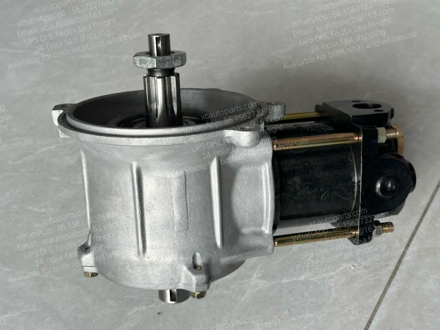 MITSUBISHI FUSO FV DIESEL TRUCK 8DC9 AIR COMPRESSOR ME091248