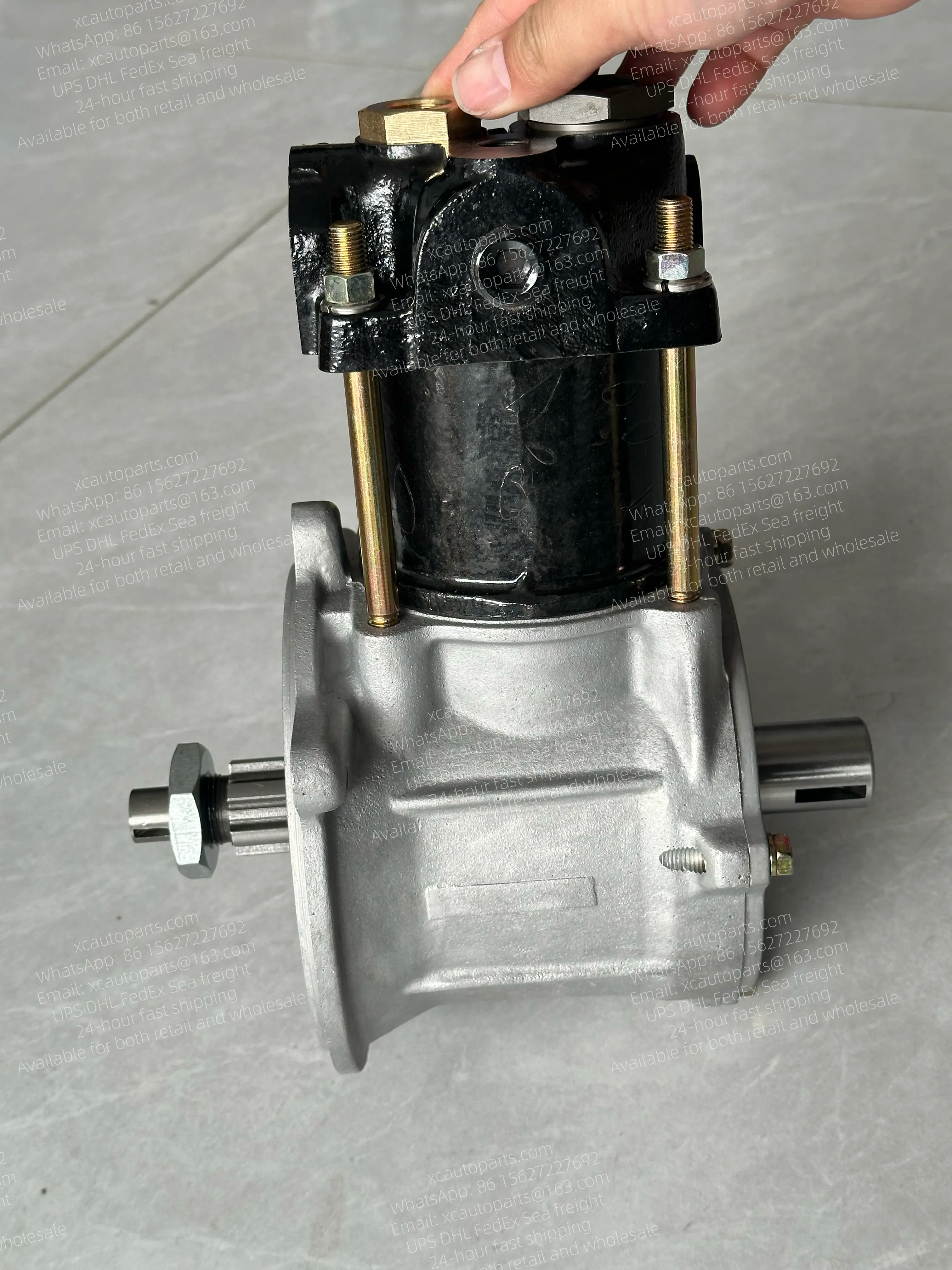 MITSUBISHI FUSO FV DIESEL TRUCK 8DC9 AIR COMPRESSOR ME091248