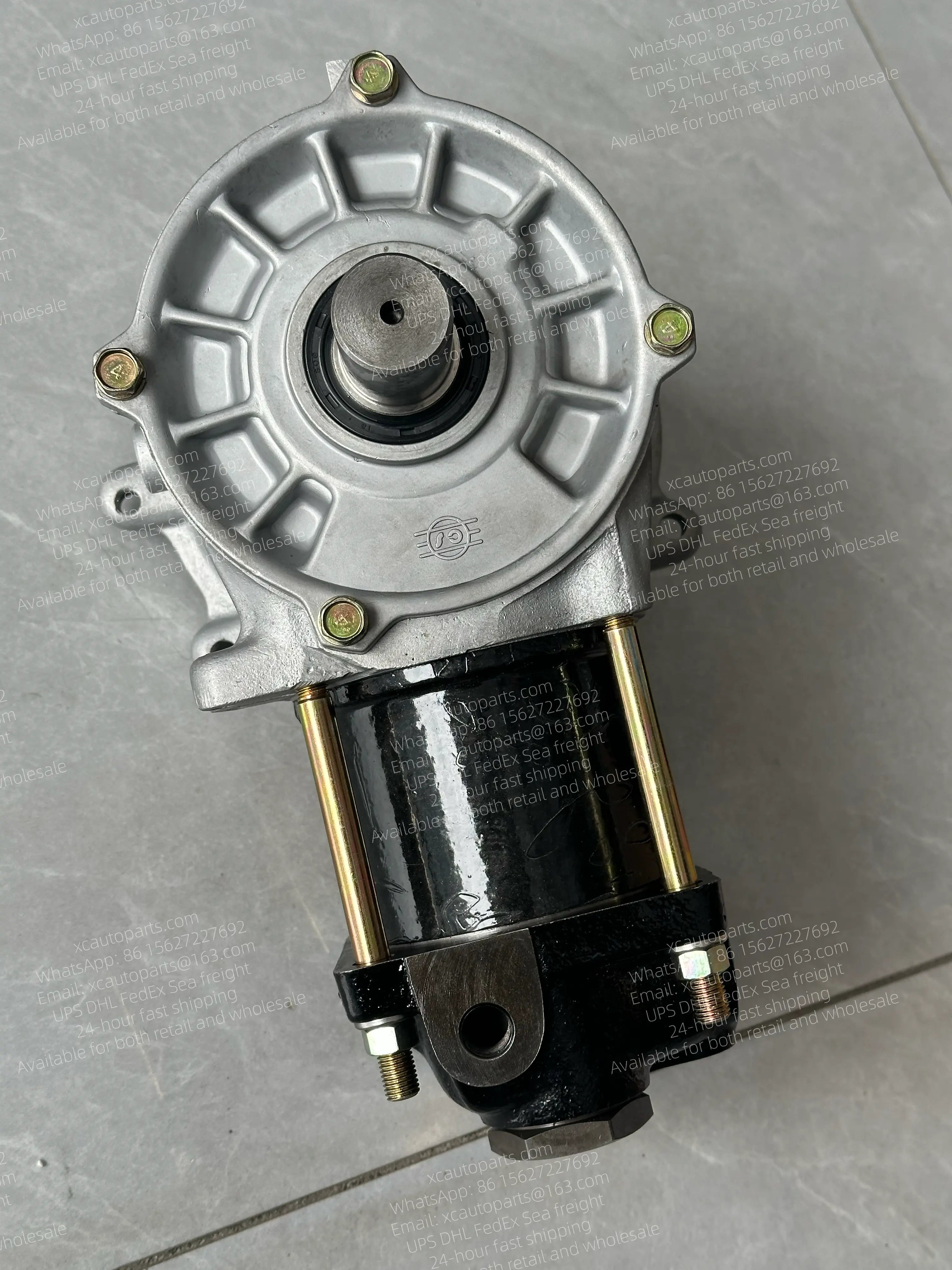 MITSUBISHI FUSO FV DIESEL TRUCK 8DC9 AIR COMPRESSOR ME091248