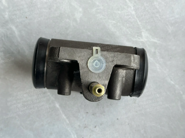 MITSUBISHI FUSO FV DIESEL TRUCK MC807776 55.56 WHEEL CYLINDER
