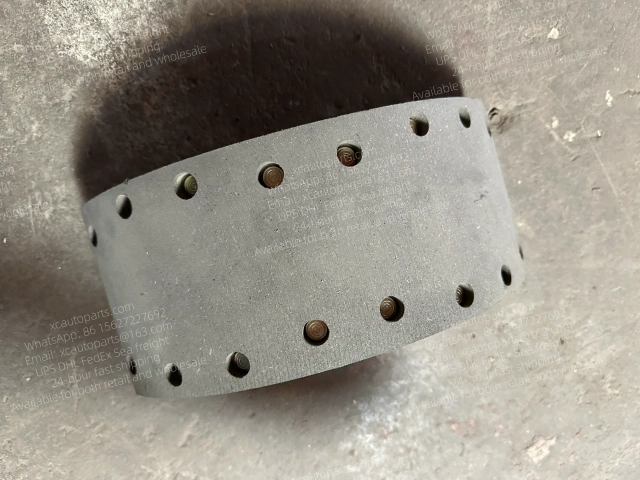 1 SET 8 PCS ISUZU 700P ELF NPR TRUCK BRAKE SHOE ASSEMBLY