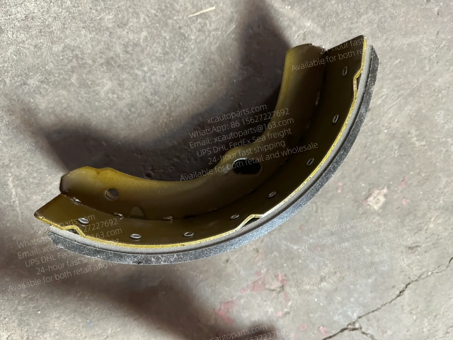 1 SET 8 PCS ISUZU 700P ELF NPR TRUCK BRAKE SHOE ASSEMBLY