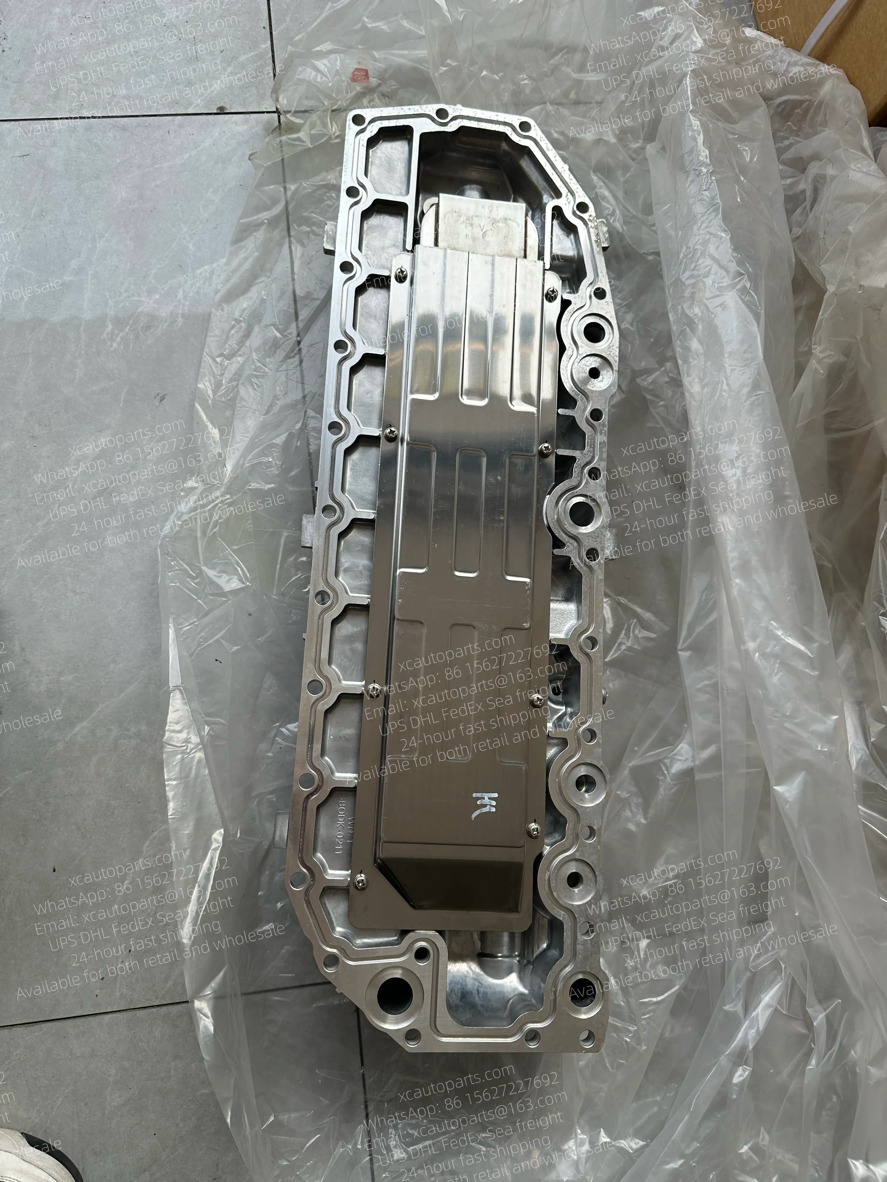 ISUZU 6UZ1 ENGINE OIL COOLER ASSEMBLY 8974328550