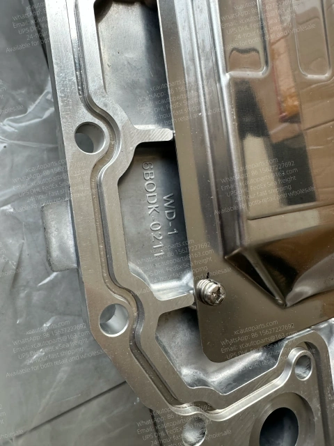 ISUZU 6UZ1 ENGINE OIL COOLER ASSEMBLY 8974328550