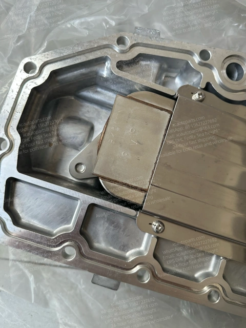 ISUZU 6UZ1 ENGINE OIL COOLER ASSEMBLY 8974328550