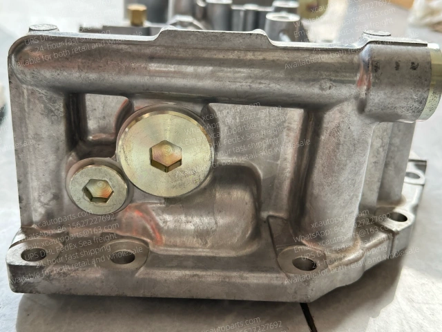 ISUZU 6UZ1 ENGINE OIL COOLER ASSEMBLY 8974328550