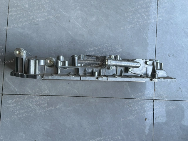 ISUZU 6UZ1 ENGINE OIL COOLER ASSEMBLY 8974328550