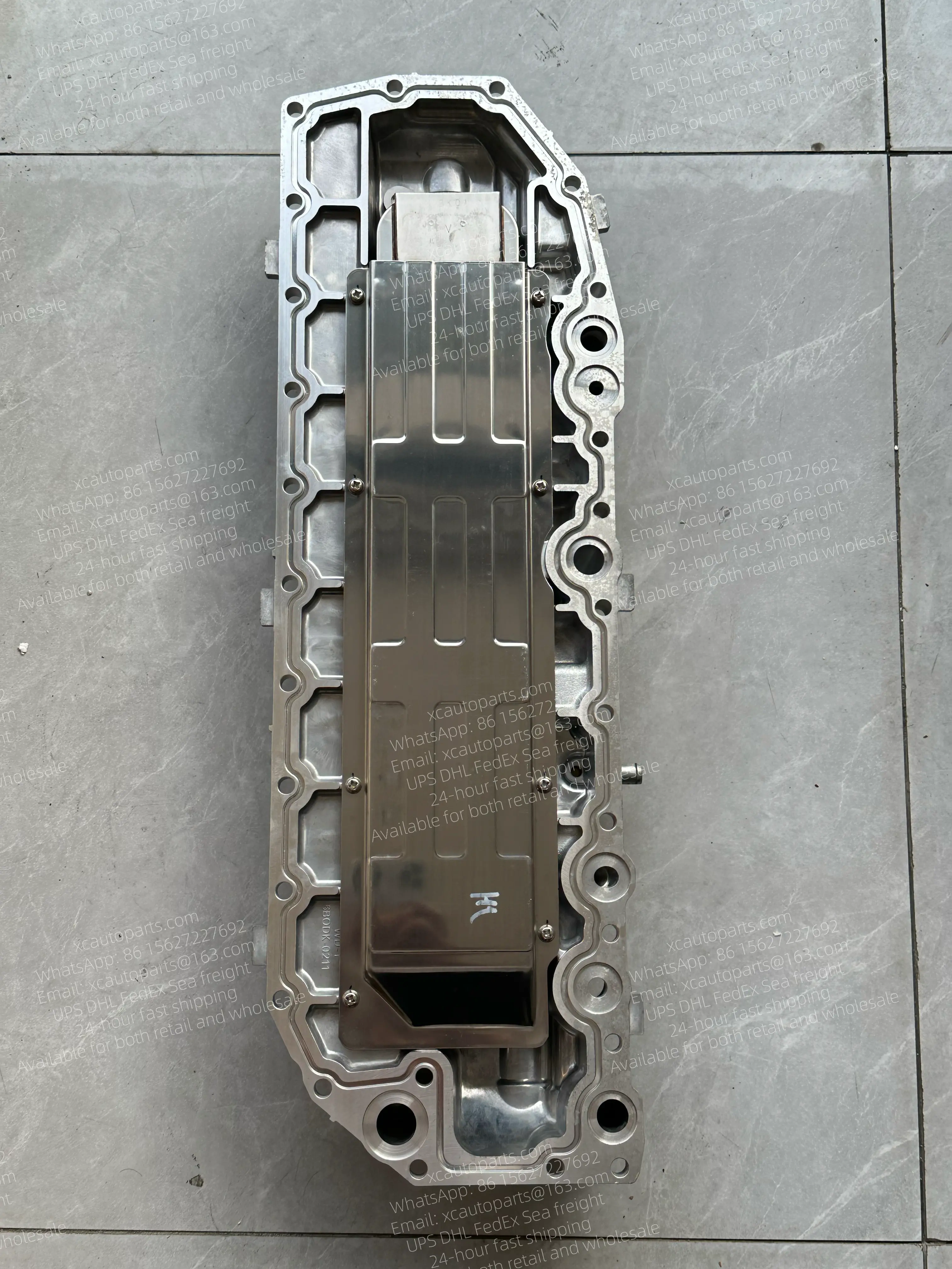 ISUZU 6UZ1 ENGINE OIL COOLER ASSEMBLY 8974328550