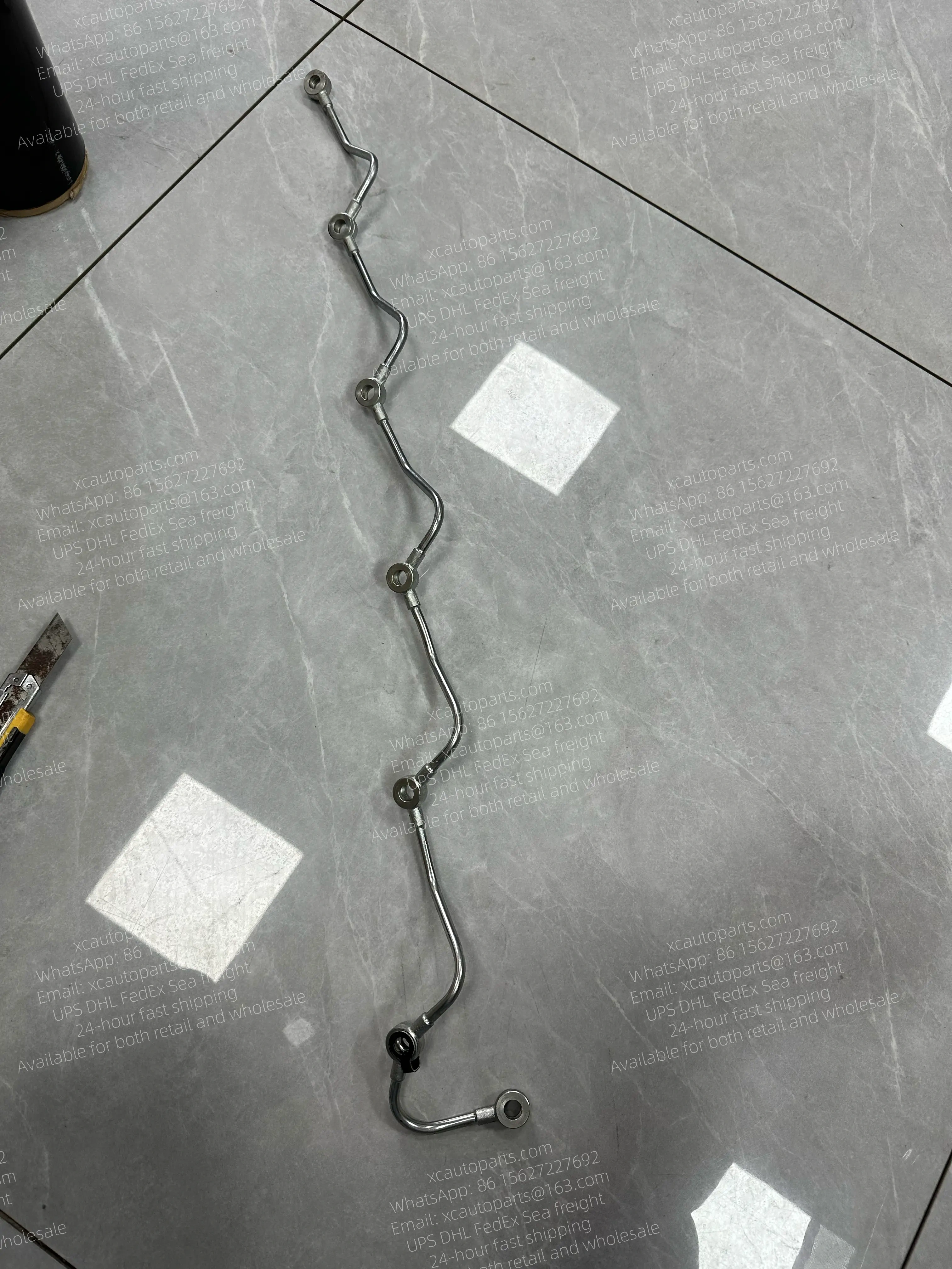 HINO 700 PROFIA TRUCK P11C ENGINE OIL RETURN PIPE