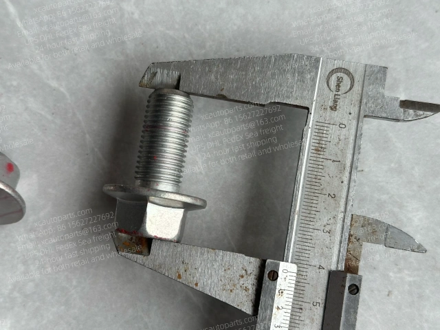 8 PCS HINO 700 PROFIA TRUCK GENUINE FLANGE BOLT 91552-F1430 M14*30MM