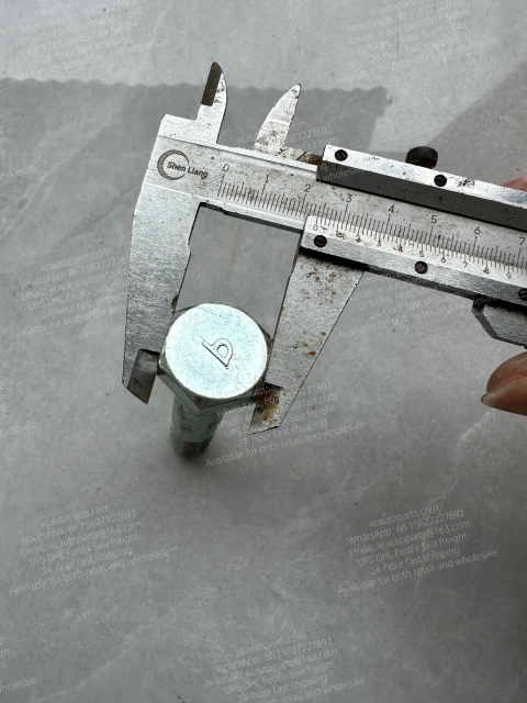 HINO 700 PROFIA TRUCK GENUINE BOLT SZ101-16072 SZ10116072 M16*85MM