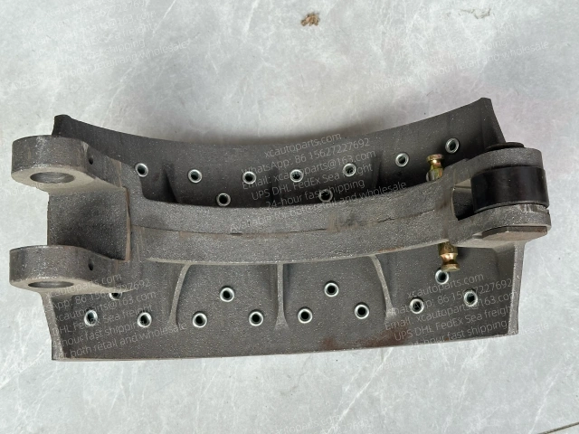HINO 700 PROFIA TRUCK BRAKE SHOE